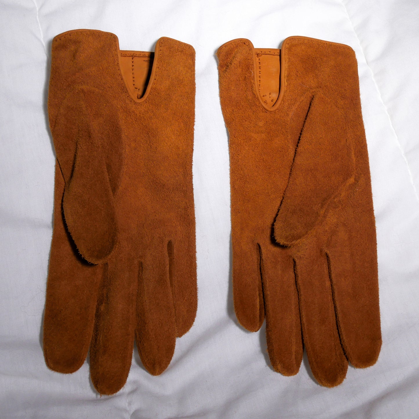 hermès gloves vintage suede camel gold buckle H 