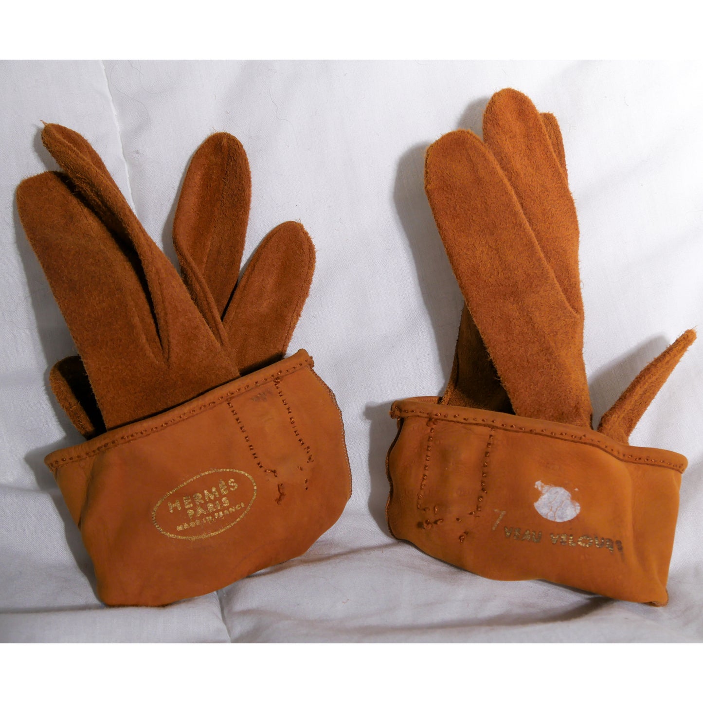 hermès gloves vintage suede camel gold buckle H 