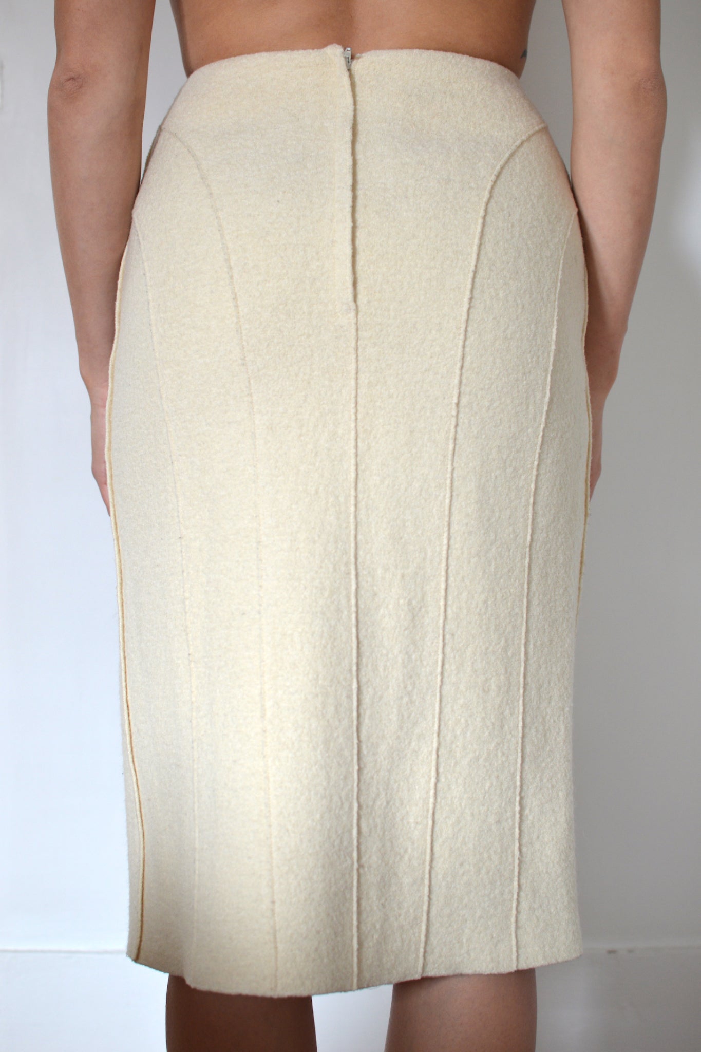 Chanel - Cream Pencil Skirt w/ Silk Lining